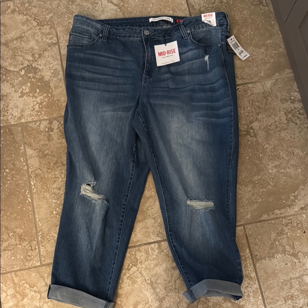 Blue Boyfriend Jeans with Distressed Details and Cuffed Hems